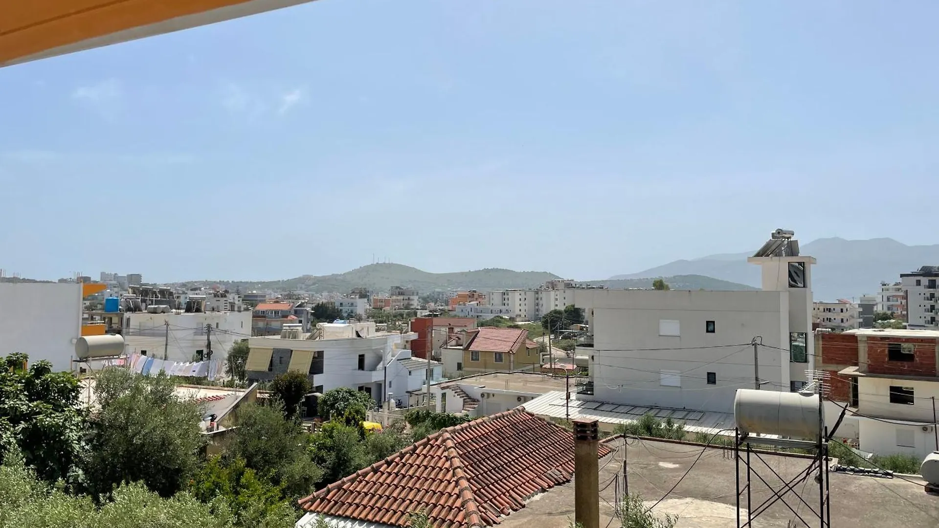 Guest house Vila Njazi Ksamil